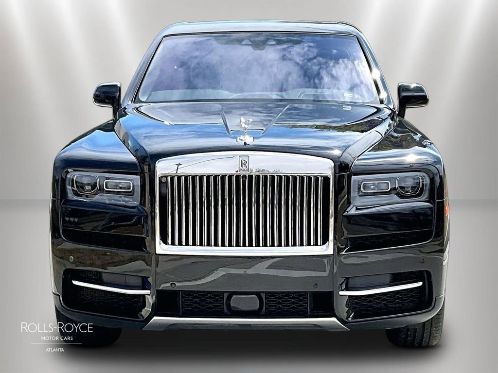 Used 2020 Rolls-Royce Cullinan image 3