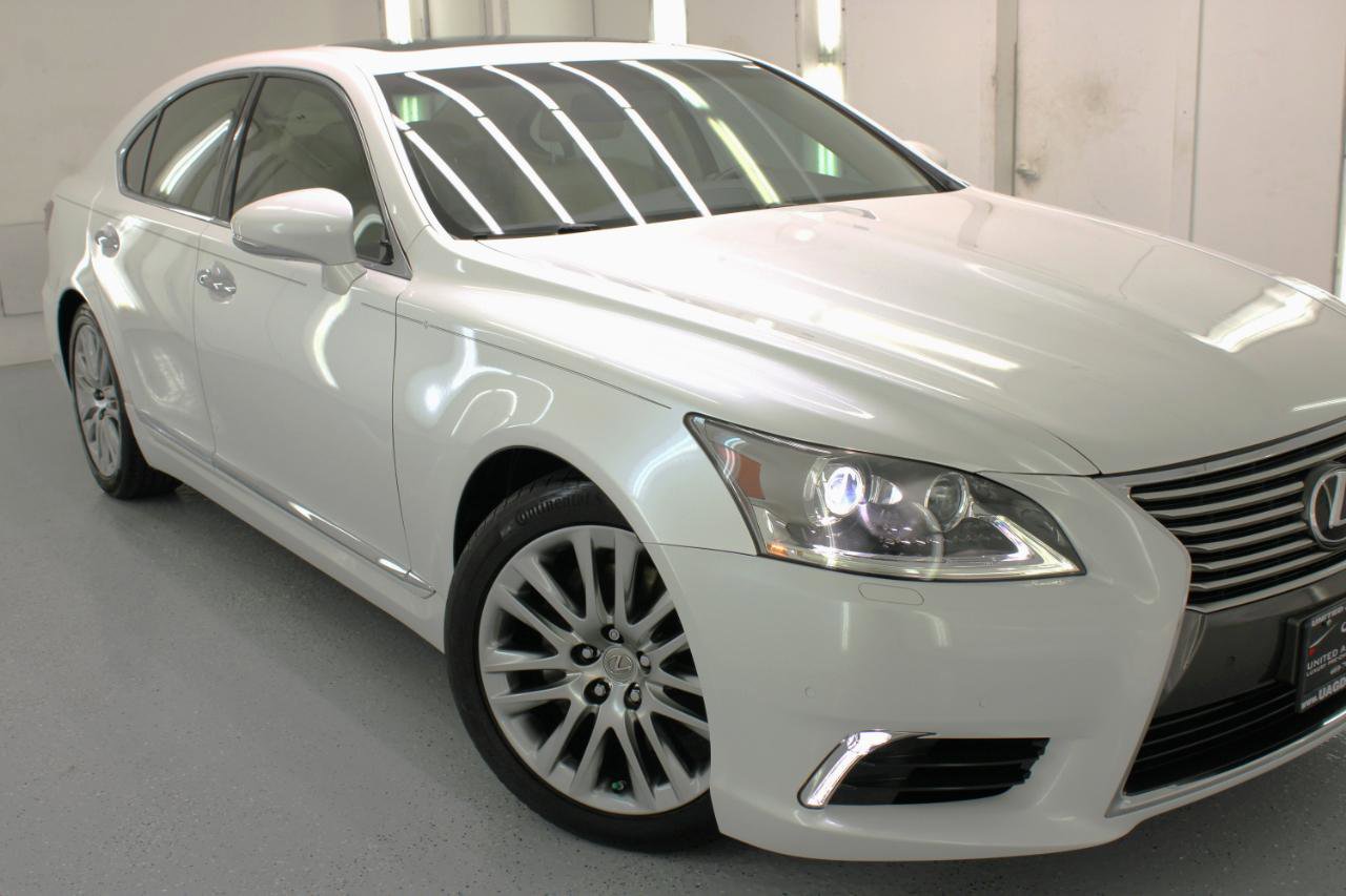 Used 2016 Lexus LS 460 w/ Comfort Package image 14