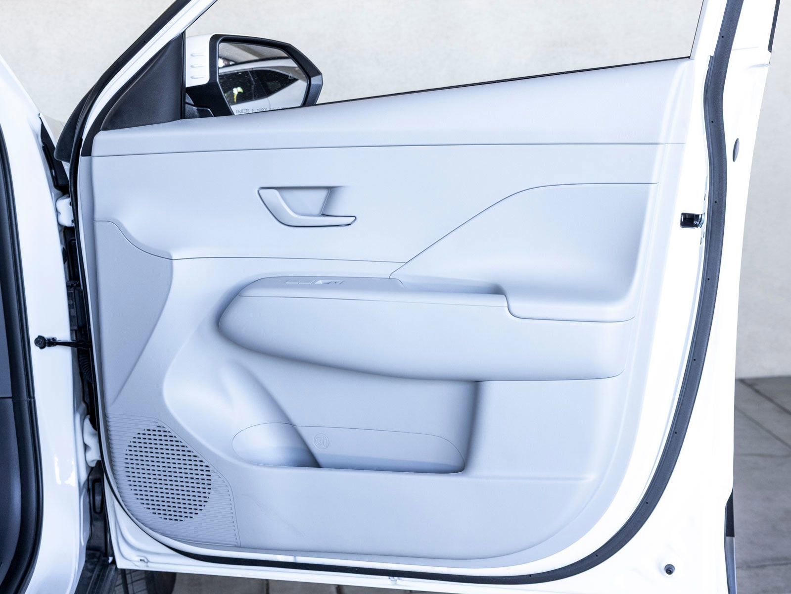 New 2025 Hyundai Kona SE image 24