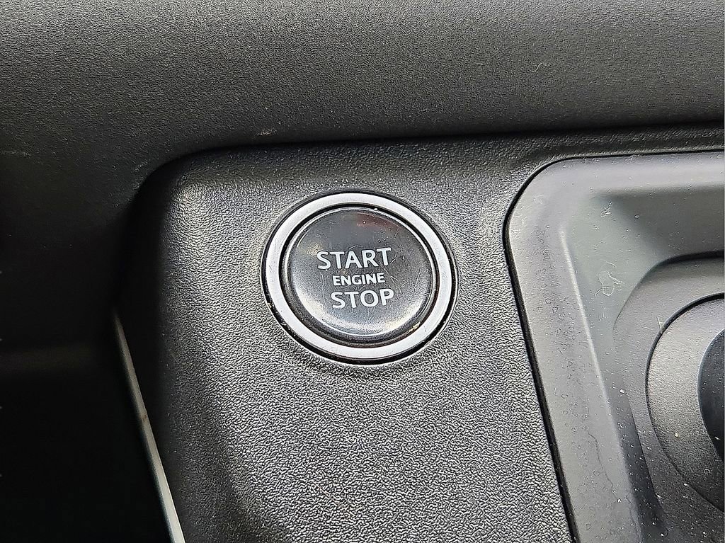 Used 2021 Land Rover Defender 110 SE image 31