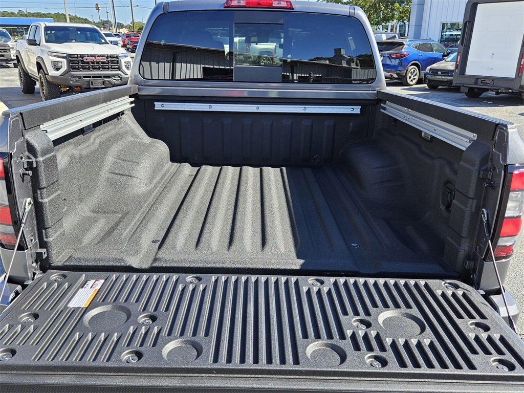 New 2026 Nissan Frontier SV image 9