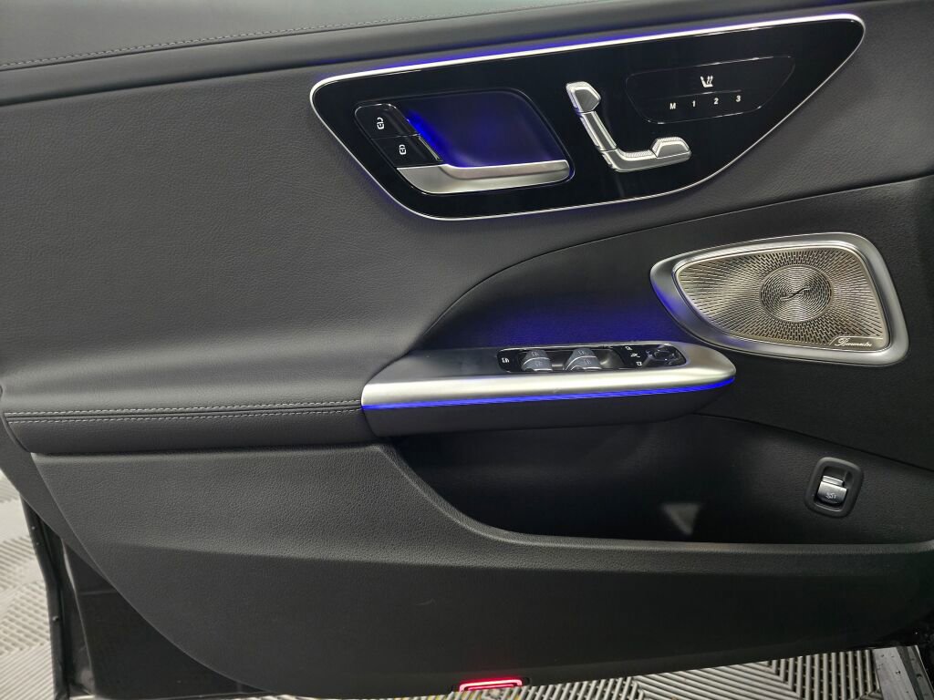 New 2026 Mercedes-Benz C 43 AMG 4MATIC Sedan image 23