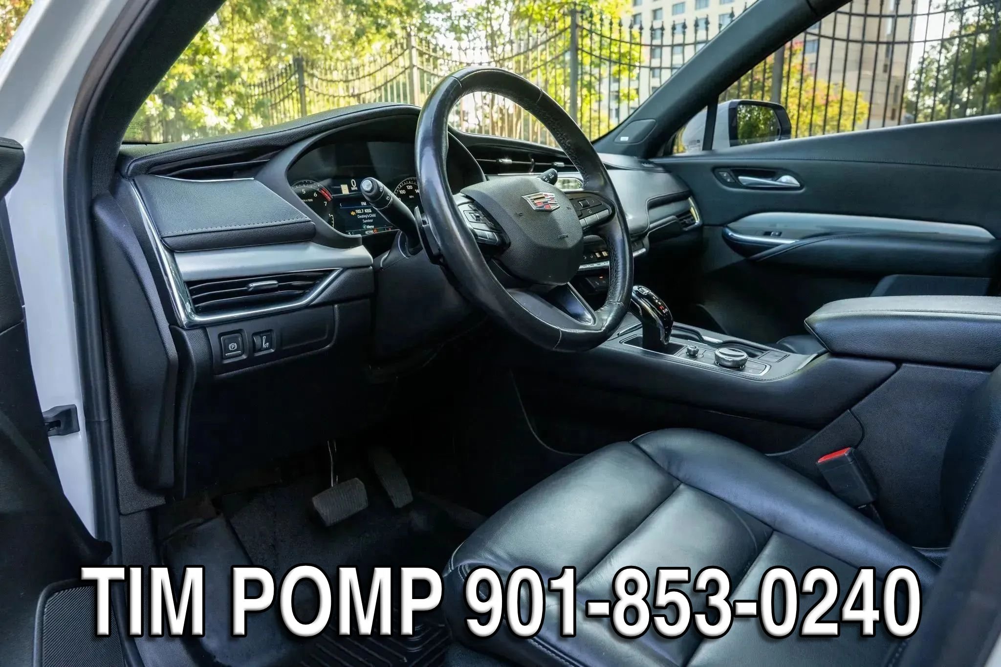 Used 2023 Cadillac XT4 Premium Luxury w/ Cold Weather Package FWD image 18
