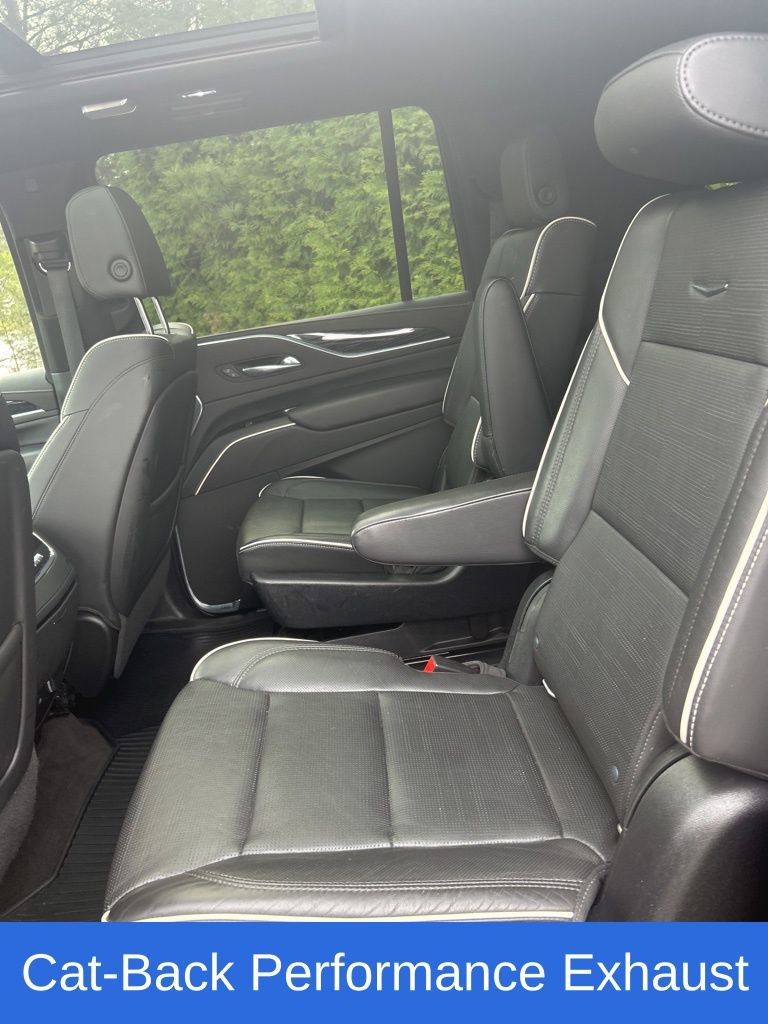 Used 2022 Cadillac Escalade ESV Sport w/ Touring Package image 25