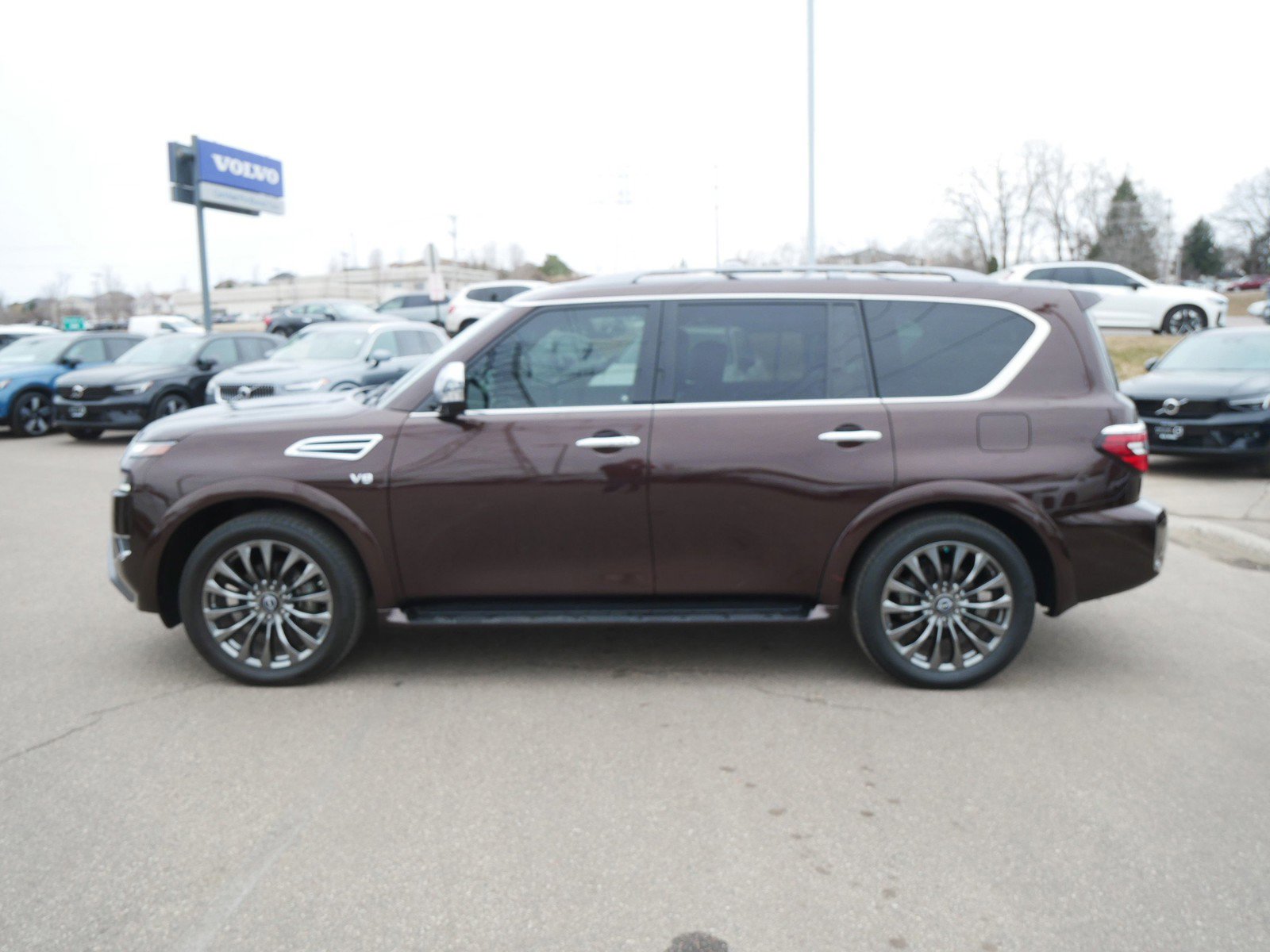Used 2021 Nissan Armada Platinum w/ Captain's Chairs Package image 4