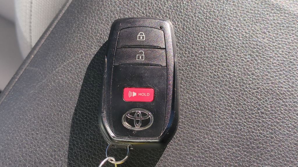 Used 2024 Toyota Tacoma TRD Sport image 23