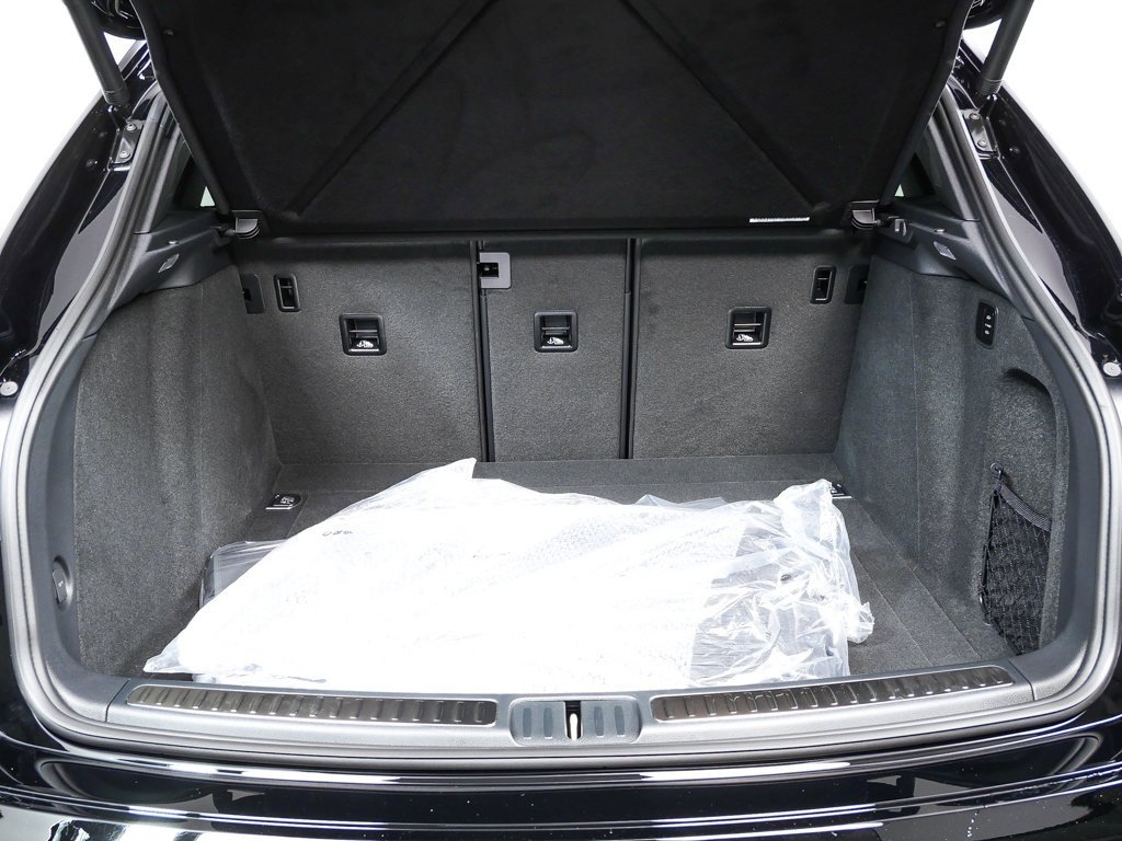 New 2026 Porsche Macan S image 32