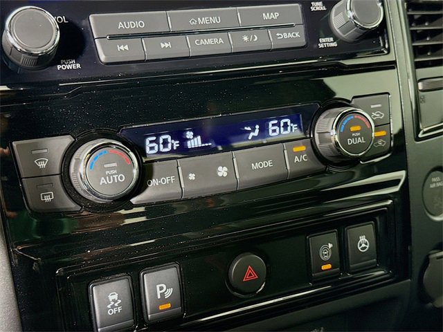 Used 2024 Nissan Titan PRO-4X w/ Pro-4x Convenience Package image 18