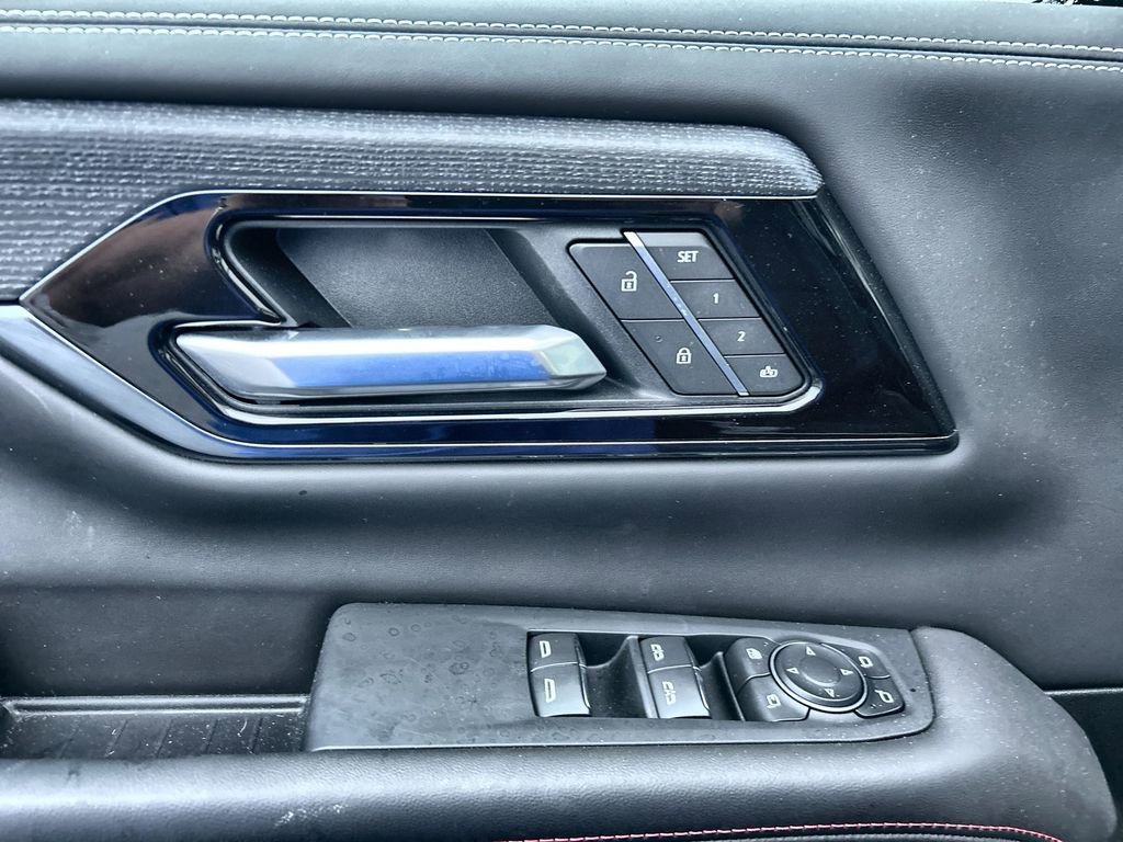 Used 2026 GMC Yukon AT4 Ultimate image 27