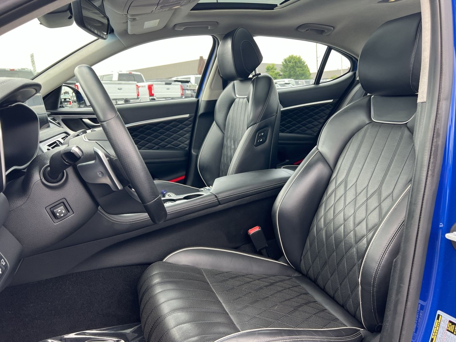 Used 2020 Genesis G70 3.3T w/ Prestige Package AWD/4WD image 13