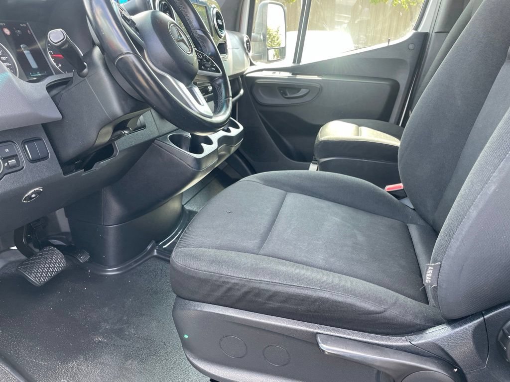 Used 2019 Mercedes-Benz Sprinter 170 image 10
