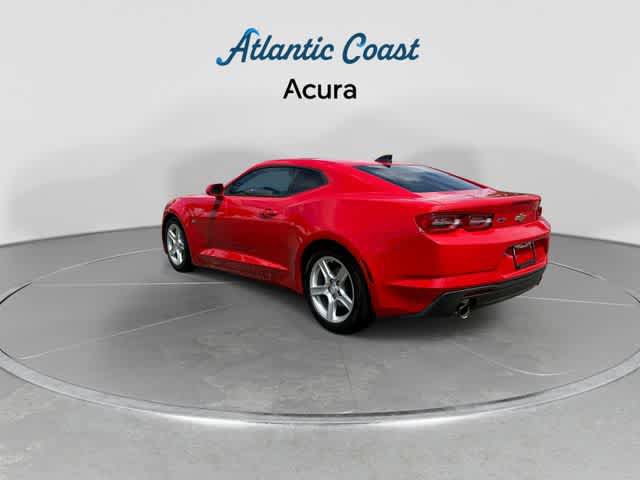 Used 2022 Chevrolet Camaro LT RWD image 6