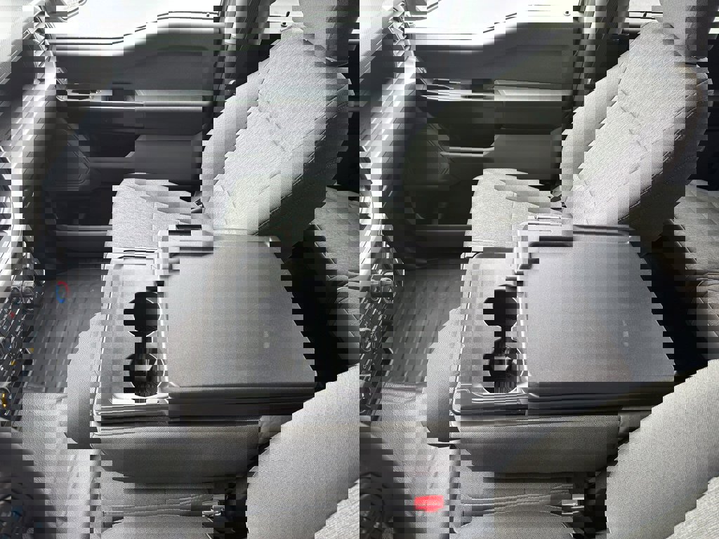 New 2025 Ford F150 XL w/ Equipment Group 103A High image 23