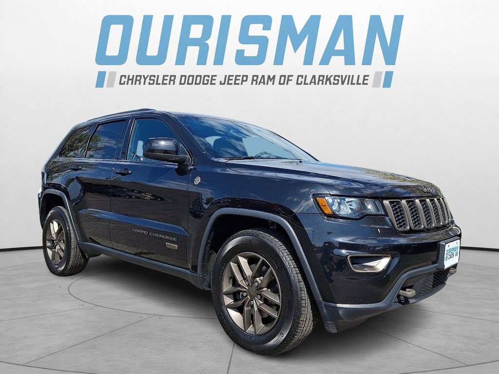 Used 2016 Jeep Grand Cherokee Laredo 75th Anniversary image 1
