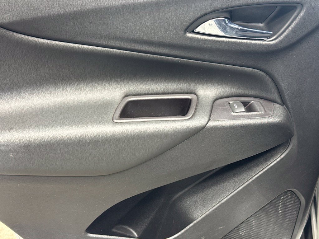 Used 2020 Chevrolet Equinox LT FWD image 17