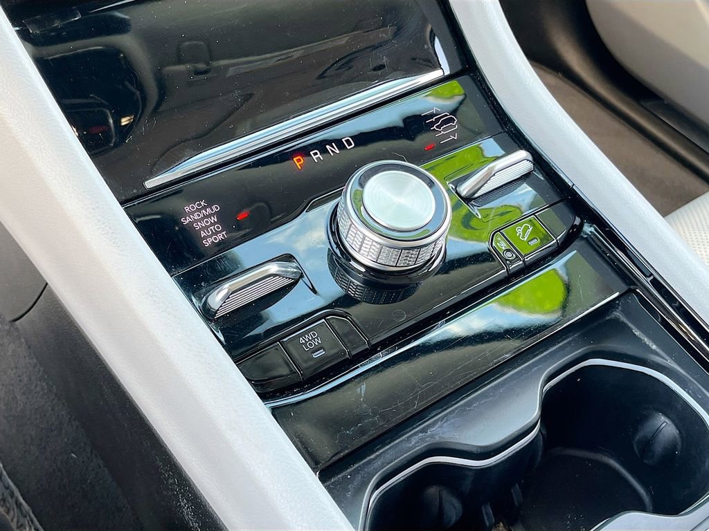 Certified 2022 Jeep Grand Cherokee L Overland w/ Advanced Protech Group III image 17