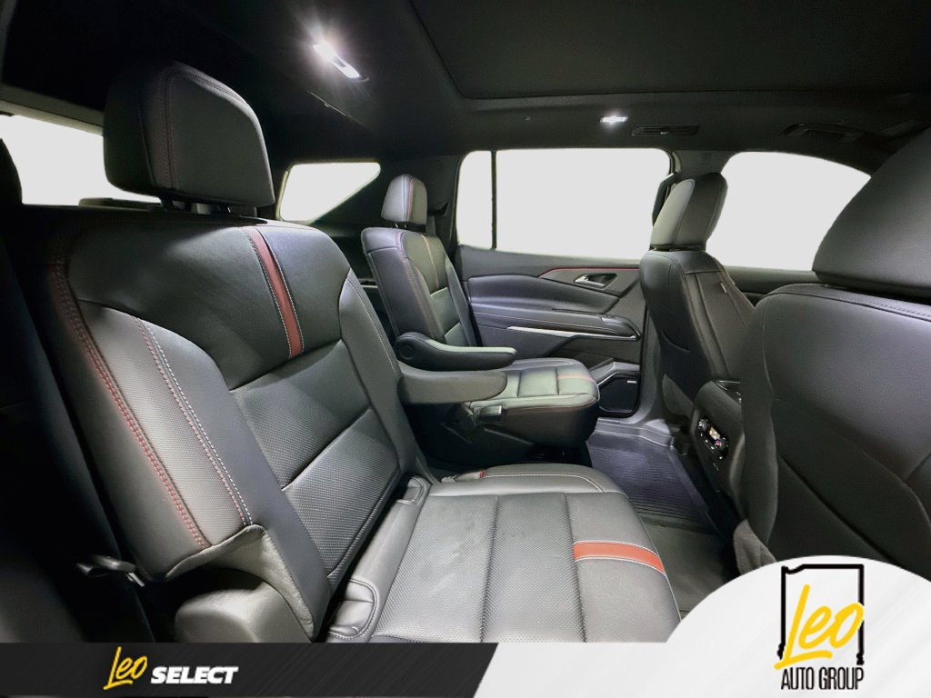 Used 2026 Chevrolet Traverse RS AWD/4WD image 33