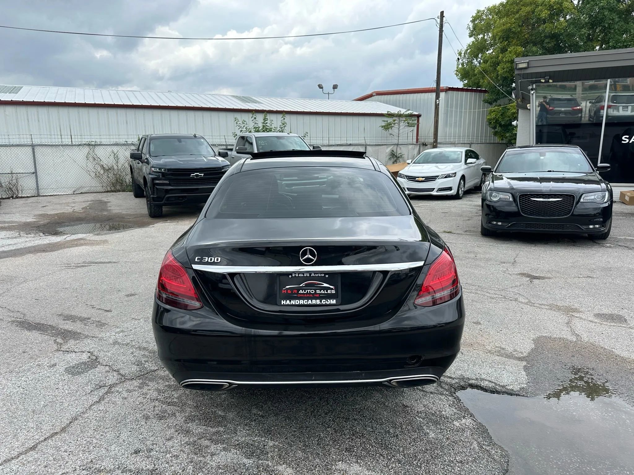 Used 2021 Mercedes-Benz C 300 4MATIC Sedan image 4