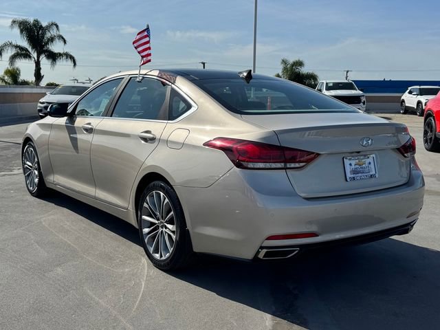 Used 2015 Hyundai Genesis 3.8 w/ Option Group 04 image 2