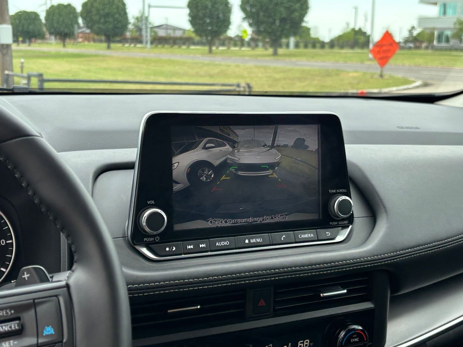 Used 2025 Nissan Rogue SV AWD/4WD image 25