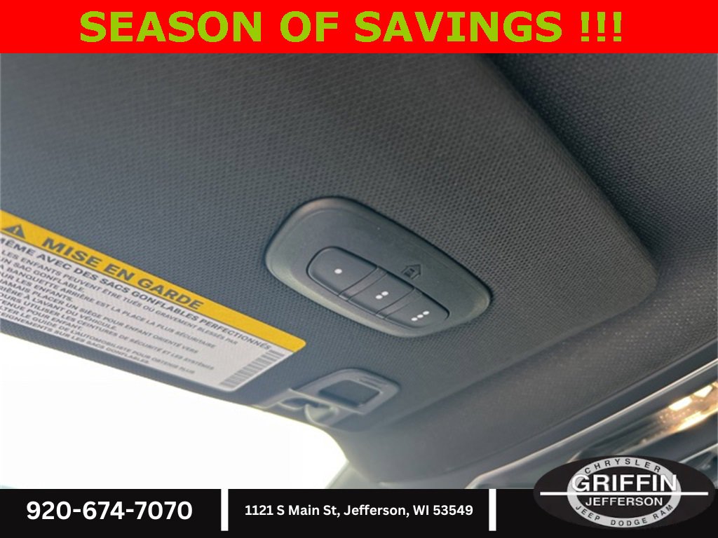 New 2025 Jeep Grand Cherokee Limited w/ Black Appearance Package image 25