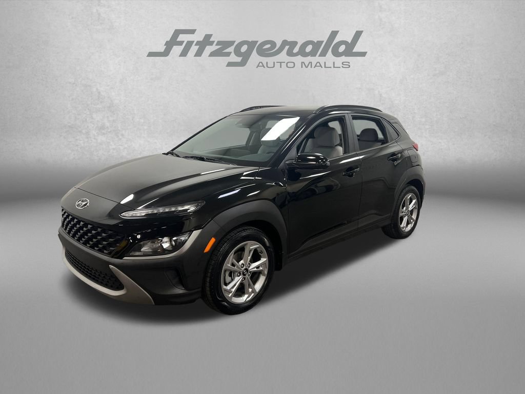 Used 2022 Hyundai Kona SEL w/ Cargo Package FWD image 1