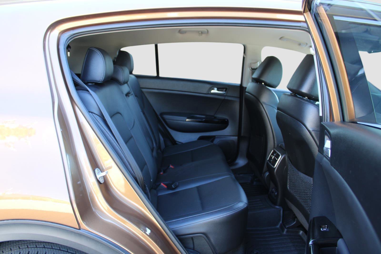 Used 2021 Kia Sportage EX image 35