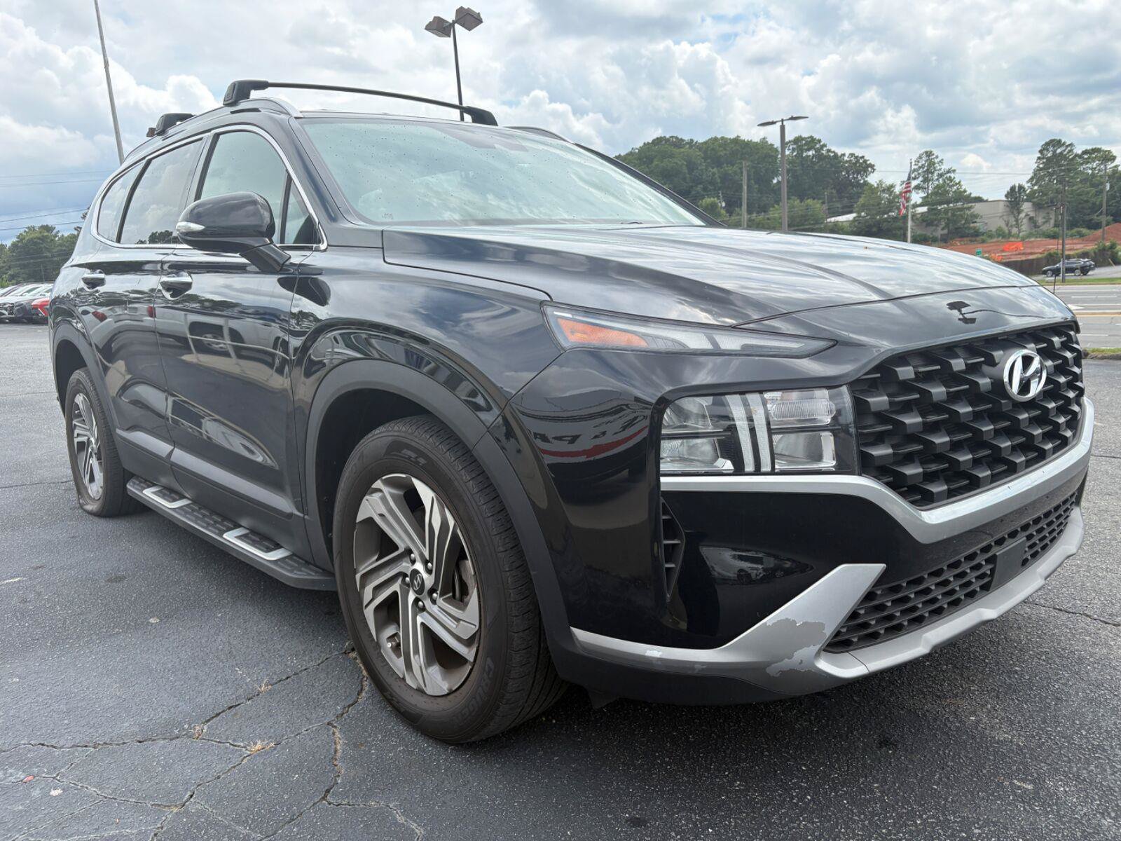 Used 2023 Hyundai Santa Fe SEL FWD image 3