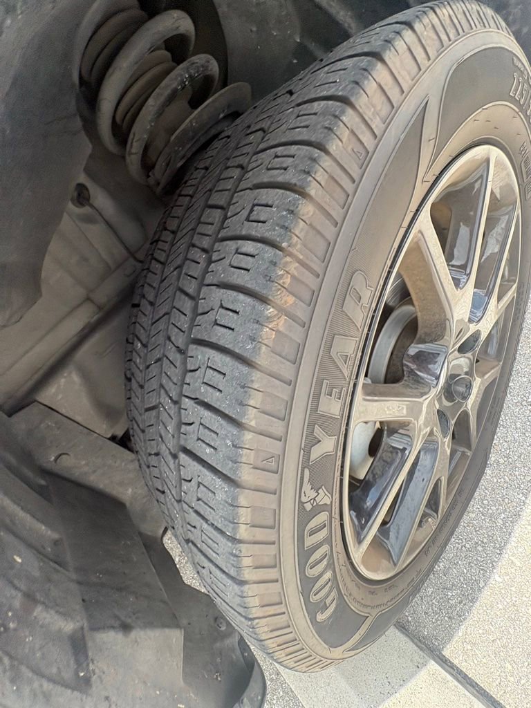 Used 2019 Dodge Journey SE w/ Premium Group FWD image 11