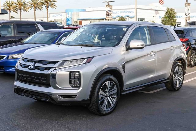 Used 2024 Mitsubishi Outlander Sport ES image 3