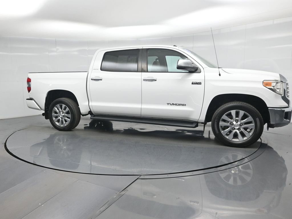 Used 2015 Toyota Tundra Limited w/ Limited Premium Package image 26