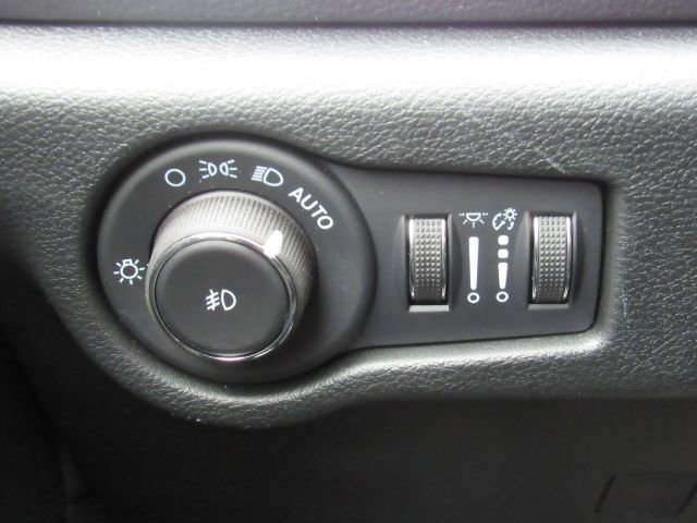 Used 2026 Chrysler Pacifica Limited w/ S Appearance Package image 41