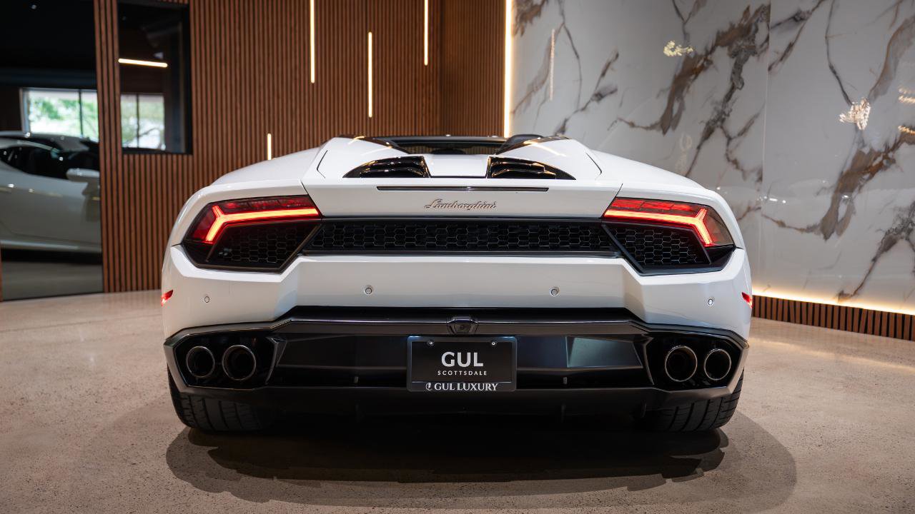 Used 2017 Lamborghini Huracan LP 580-2 RWD image 6