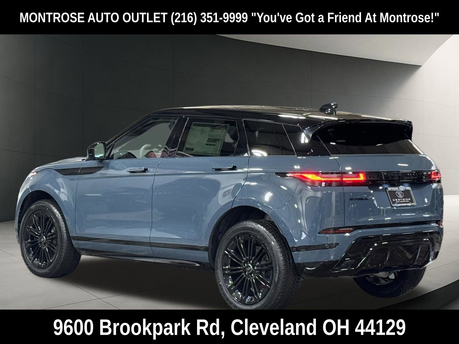 New 2026 Land Rover Range Rover Evoque Dynamic SE AWD/4WD image 3