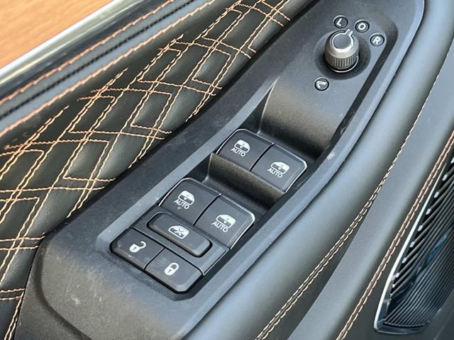 New 2027 Jeep Grand Cherokee L Summit w/ Obsidian Package AWD/4WD image 22