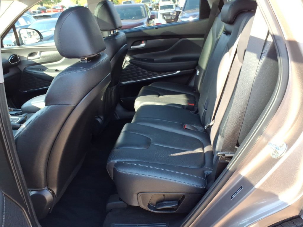 Used 2020 Hyundai Santa Fe Limited AWD/4WD image 12