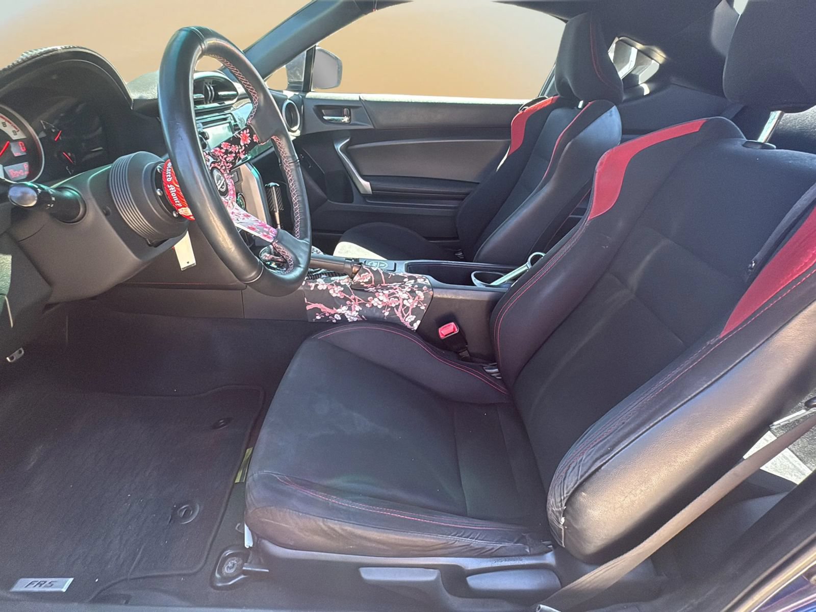 Used 2014 Scion FR-S RWD image 21
