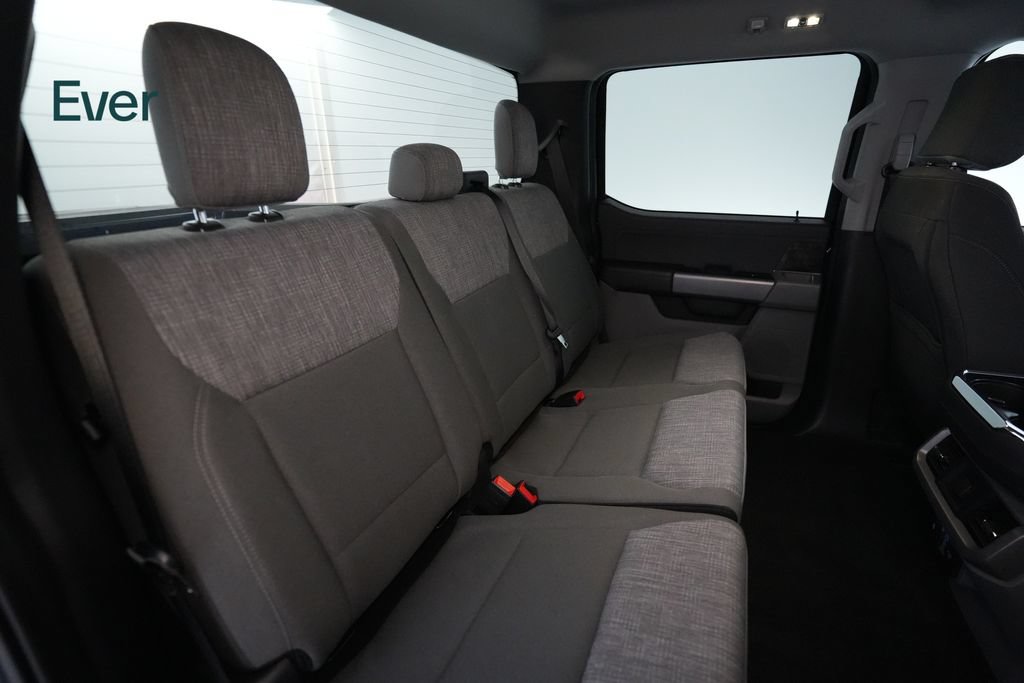 Used 2023 Ford F150 Lightning XLT AWD/4WD image 5