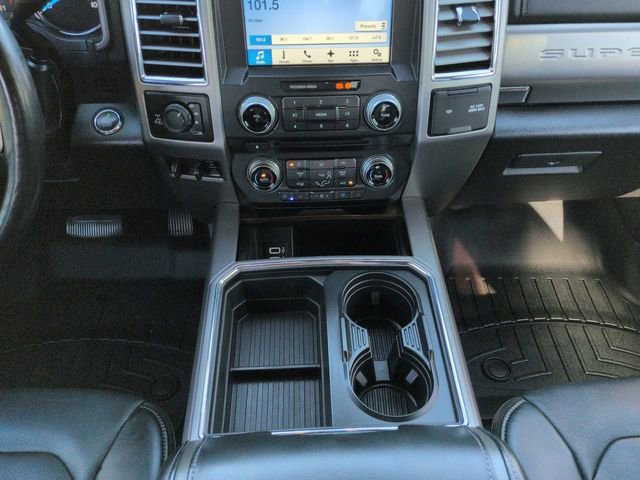Used 2017 Ford F250 Platinum w/ Platinum Ultimate Package AWD/4WD image 23