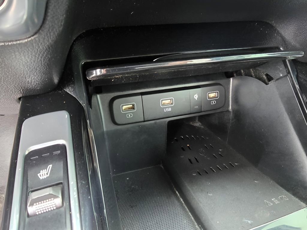 Used 2023 Kia Sorento SX image 23