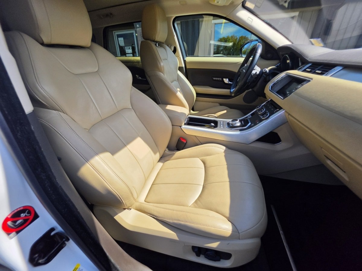 Used 2016 Land Rover Range Rover Evoque SE Premium AWD/4WD image 11