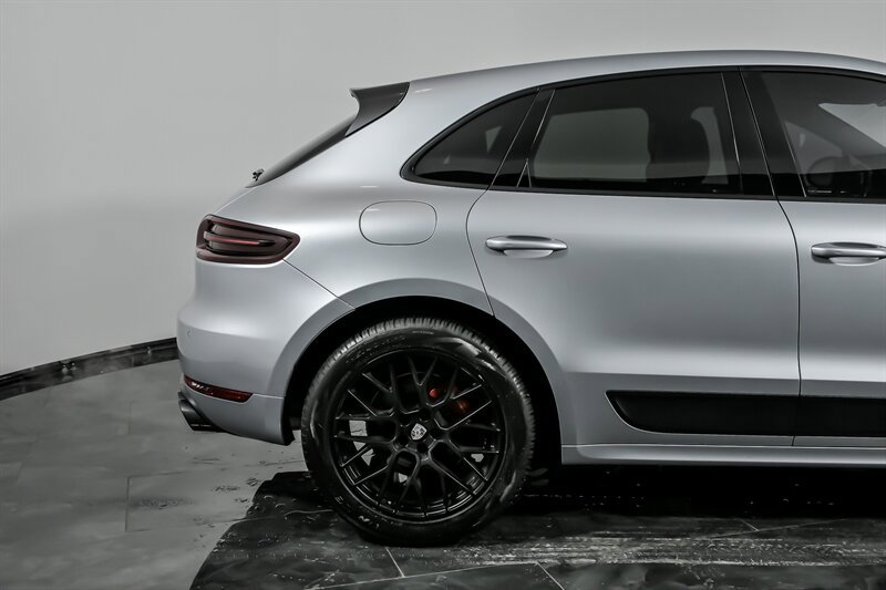Used 2017 Porsche Macan GTS w/ Premium Package Plus image 11