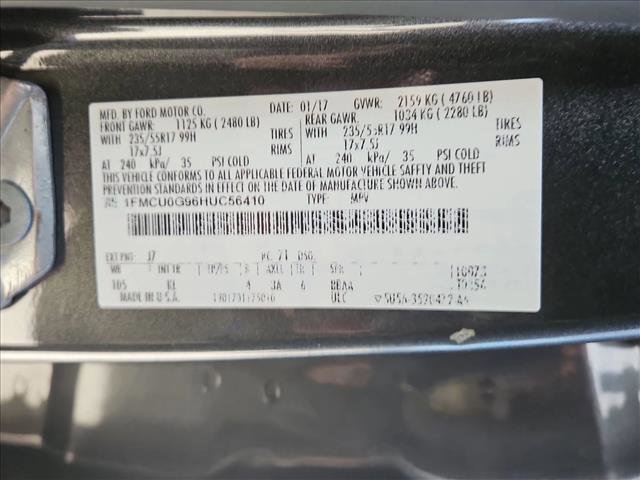 Used 2017 Ford Escape SE image 25