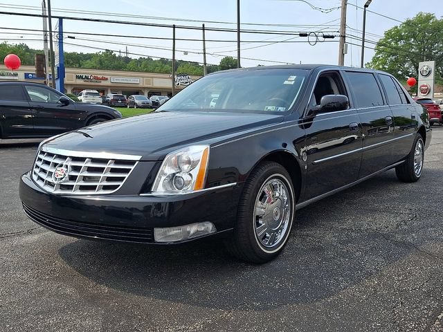 Used 2009 Cadillac DTS Limousine FWD image 3