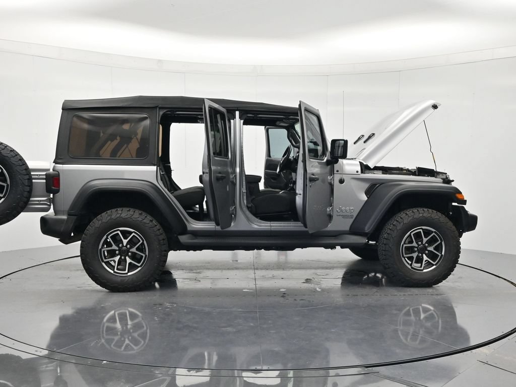 Used 2018 Jeep Wrangler Unlimited Sport S AWD/4WD image 47
