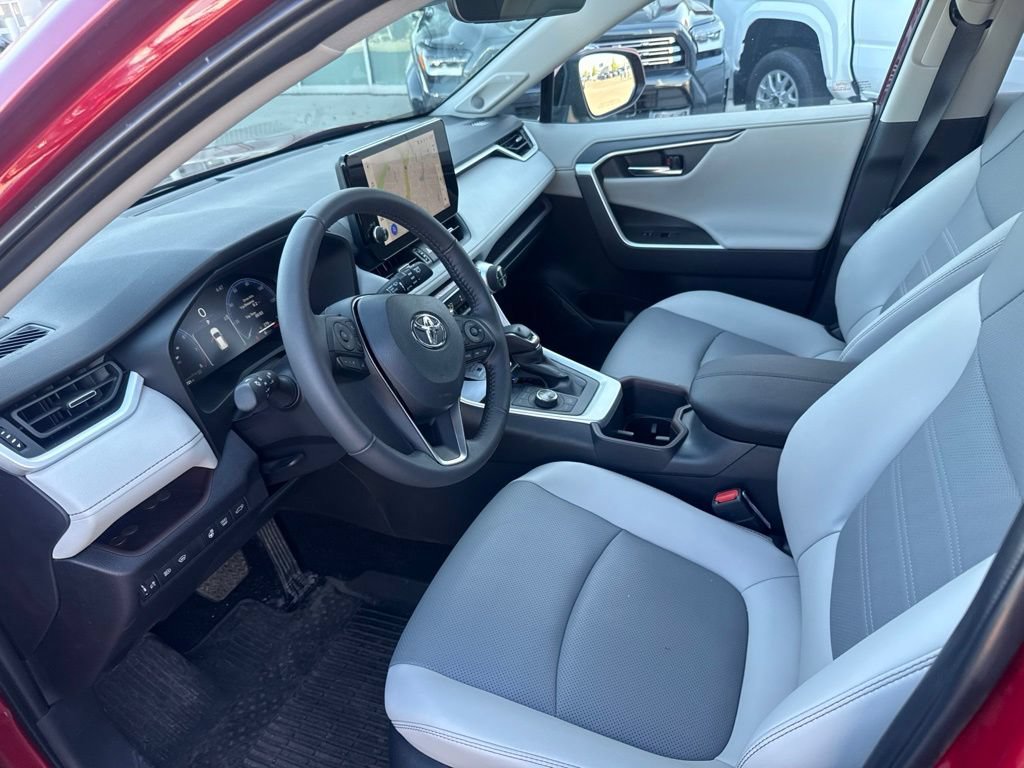 Used 2025 Toyota RAV4 Limited w/ Weather Package AWD/4WD image 11