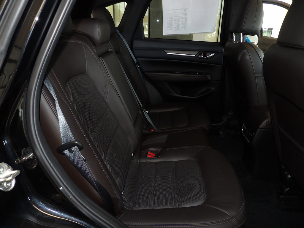Certified 2023 MAZDA CX-5 Signature AWD/4WD image 18