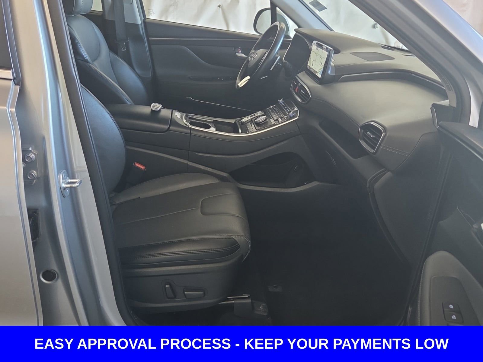 Used 2023 Hyundai Santa Fe SEL w/ Premium Package image 5