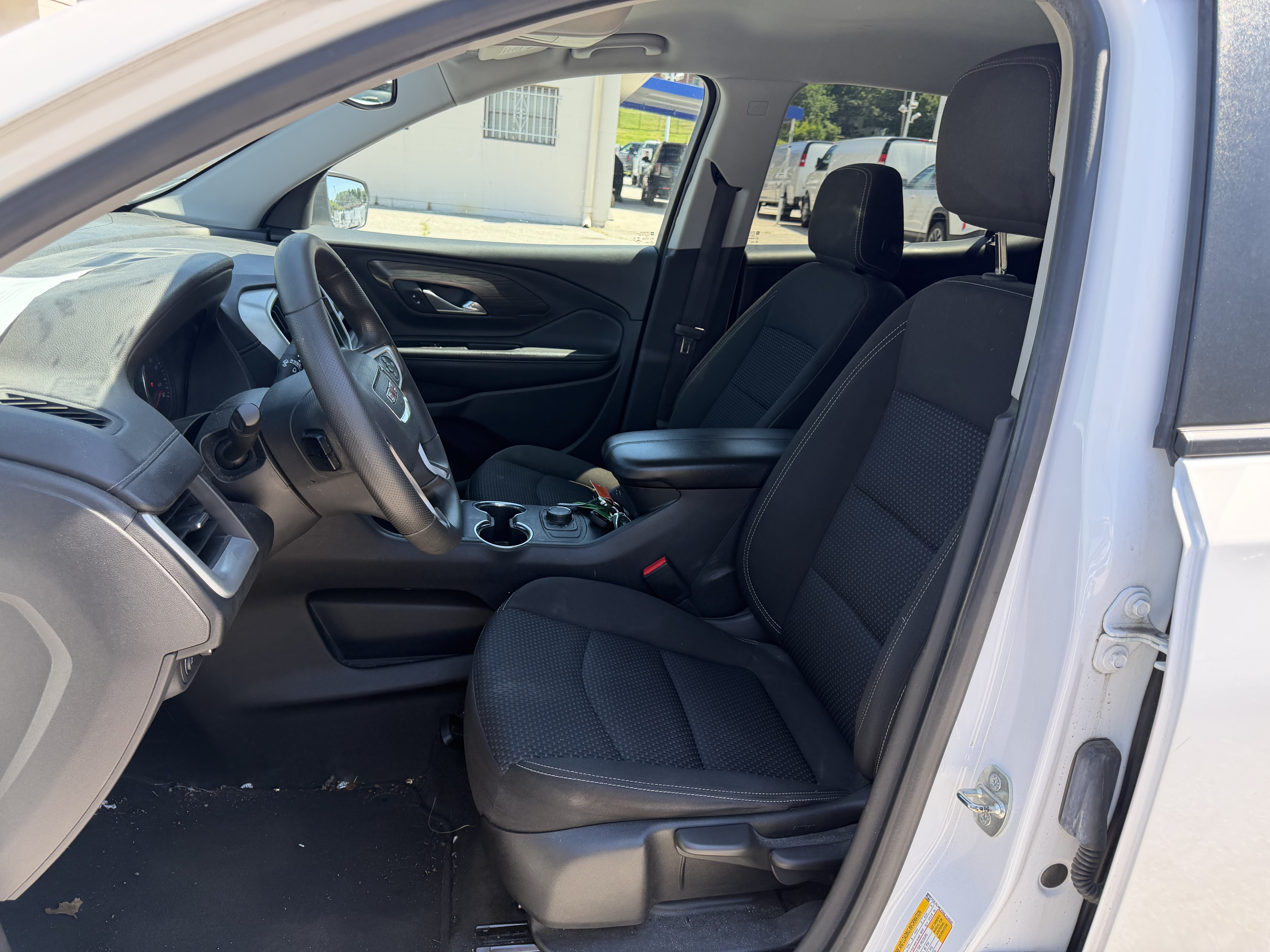 Used 2022 GMC Terrain SLE FWD image 13