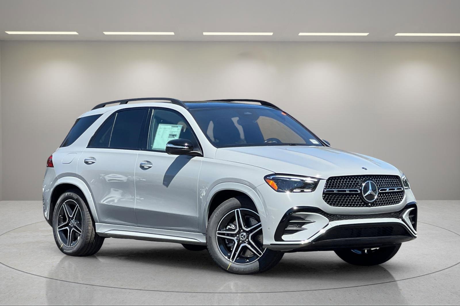 New 2026 Mercedes-Benz GLE 450 4MATIC image 2